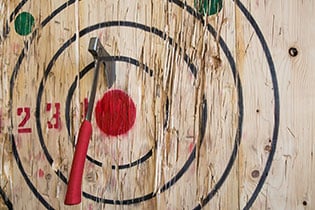 Axe-Throwing-Saint-Paul-Slider-2